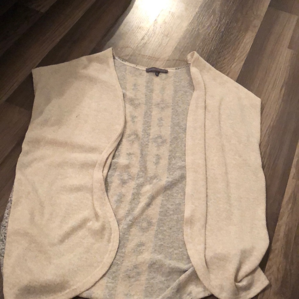 super cute tan & aztec cardigan